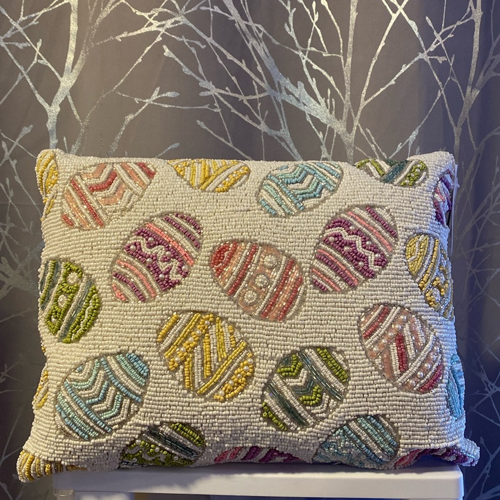 BNWT Bunny Boulevard Multicolored Easter Eggs Beaded Decorative Pillows